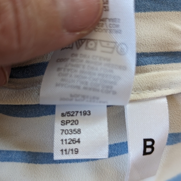 Ann Taylor Blue White Striped V-Neck Oversized Flirty Blouse Top Size S - Picture 9 of 10